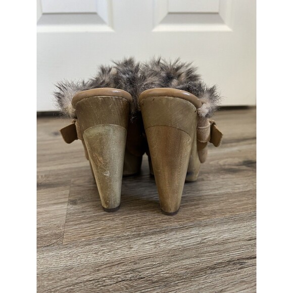 Michael Kors MMK 5.5 Khaki Suede Collette Faux Fur Stud Buckle Mules Clogs - Picture 5 of 11